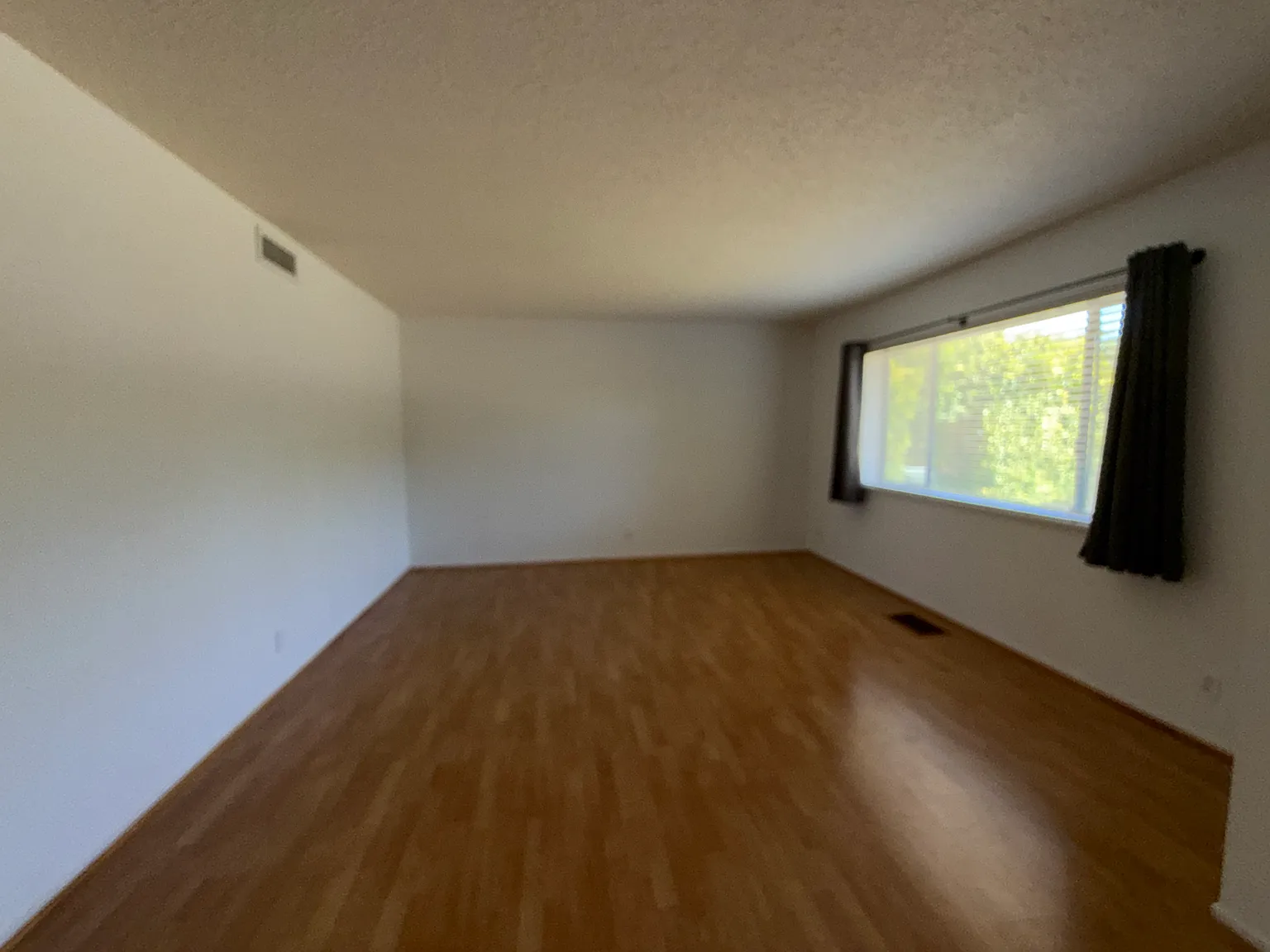 2 bed, 1266 sqft, $2,100 — Photo 2