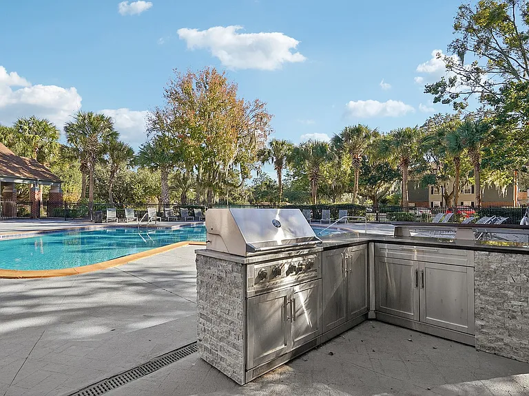 56-web-or-mls-SW 27th St-1212-924