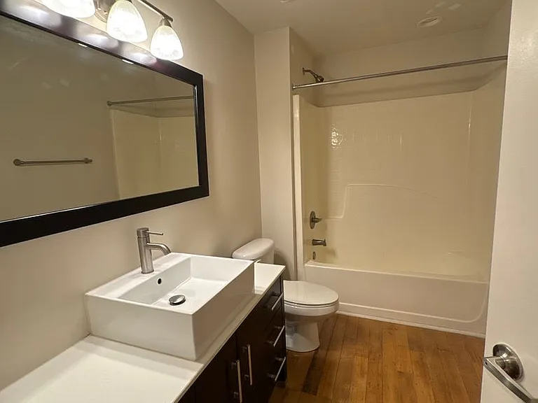 DRAYTON MILLS LOFT APARTMENTS — Photo 109