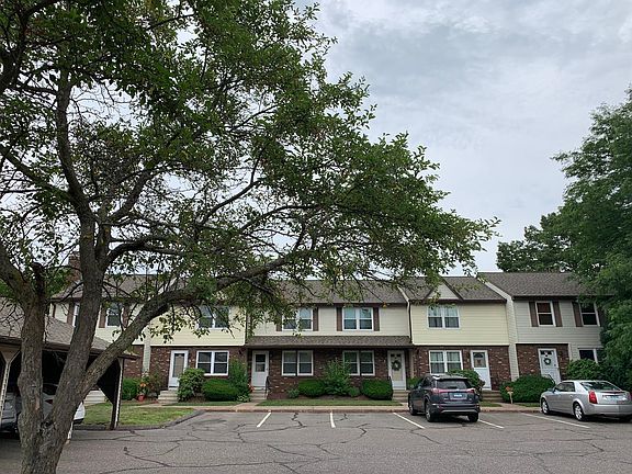 5th image of 4 Saint Marc Cir #I