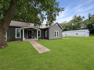 2421 Charleston Ave, Mattoon, IL 61938