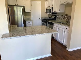 330 Memory Ln UNIT 3, Westmont, IL 60559
