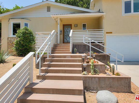 3rd image of 4111 Allott Ave