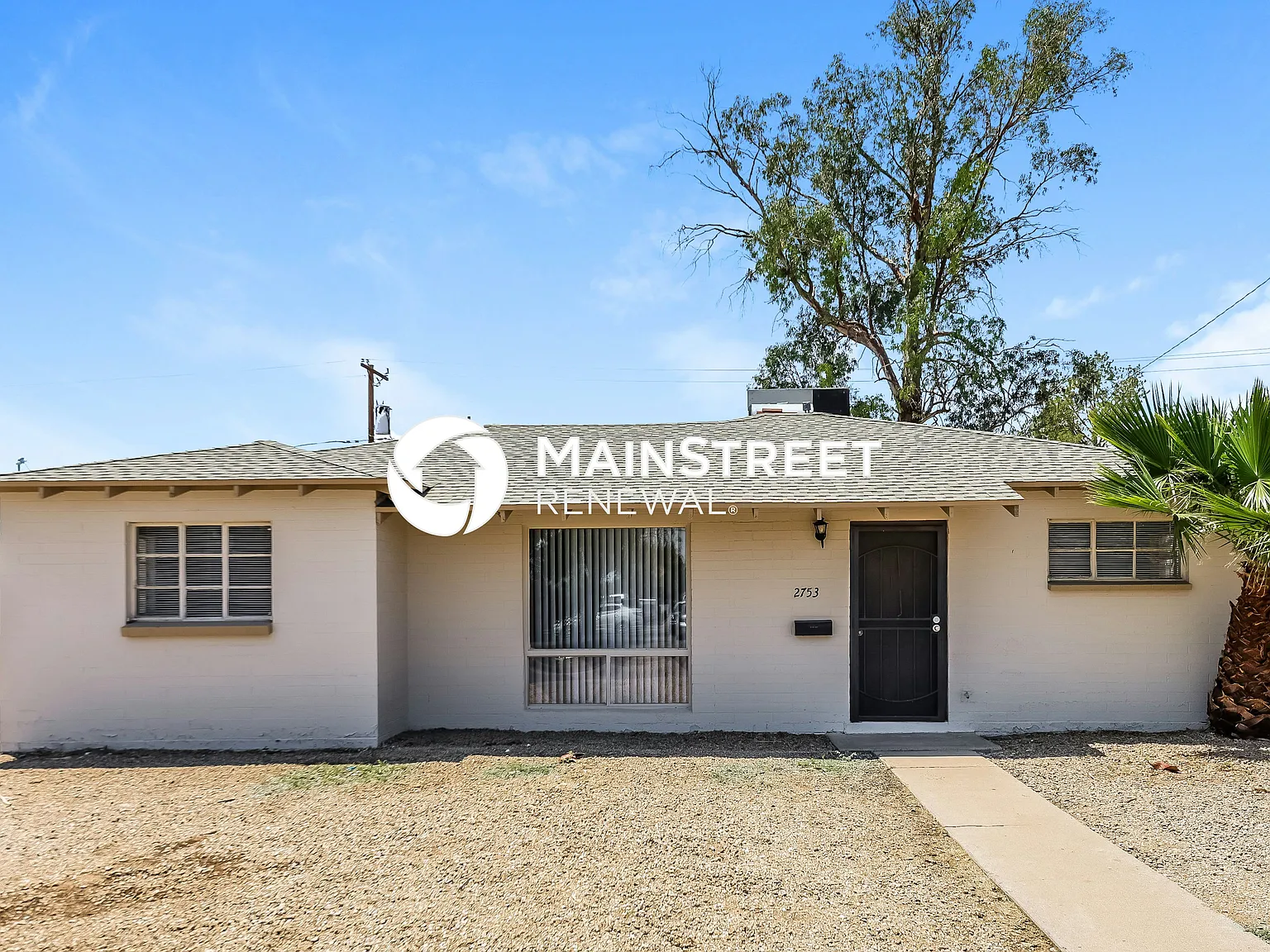 2753 W Lawrence Ln — Photo 1