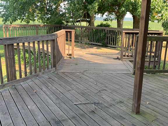 4th image of 1455 NW 850th Ave