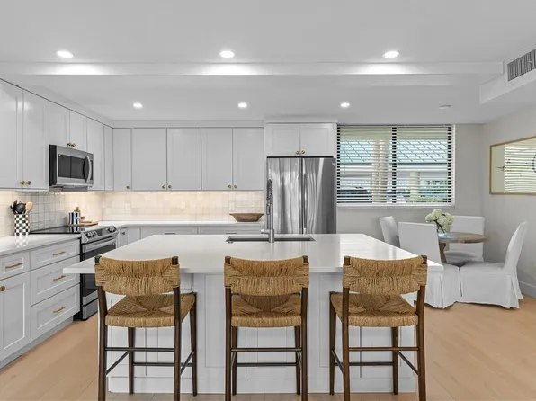 1825 Tarpon Ln APT H103, Vero Beach, FL 32960