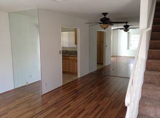 10881 Walnut St, Los Alamitos, CA 90720