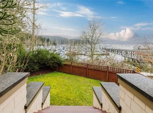 6985 Anglers Ln, Central Saanich, BC V8M1B5