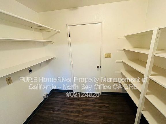 5th image of 619 Donner Ln