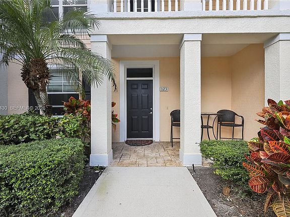4th image of 156 Aragon Way APT 103