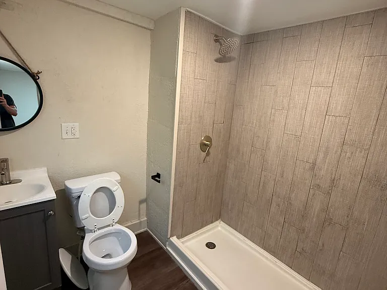 630 Brighton Ave #1 — Photo 3