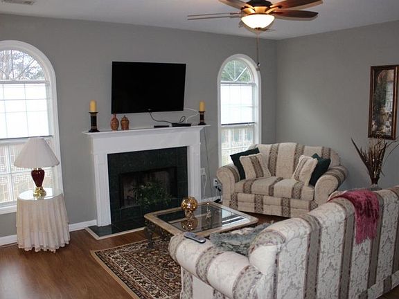 3rd image of 181 Crest Valley Ct #0