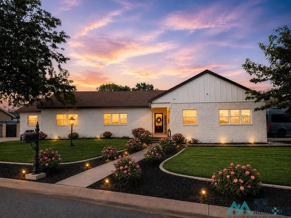 911 Hermosa Dr, Roswell, NM 88201