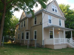 310 Ravine Ave, Waukegan, IL 60085