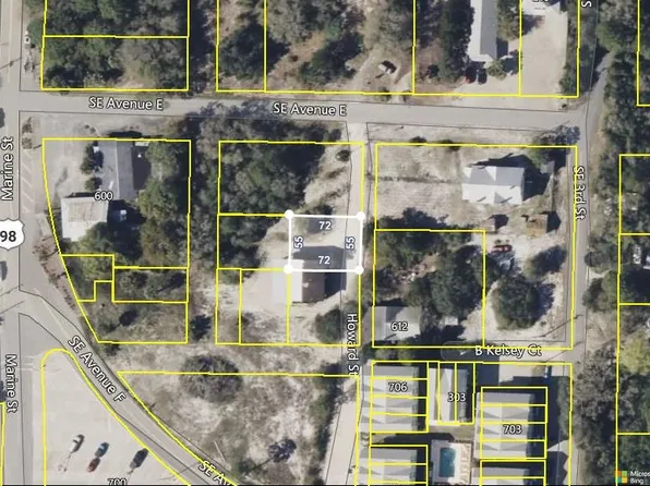 Howard St, Carrabelle, FL 32322