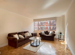 393 West 49th Street, New York NY, NY 10010