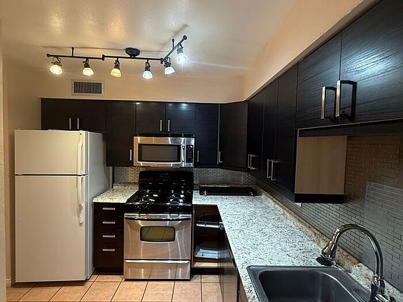 3rd image of 2755 W Anklam Rd APT B