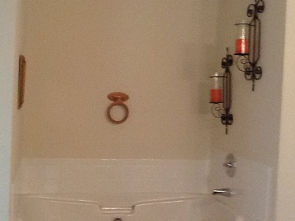 4th image of 695 Shadow Lakes Dr