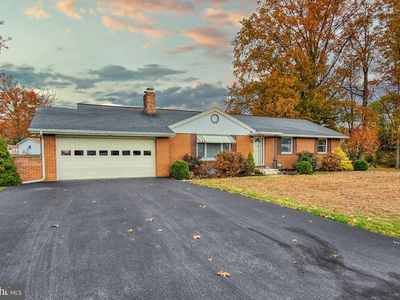 8 W Sylvan Ave, Jersey Shore, PA, 17740