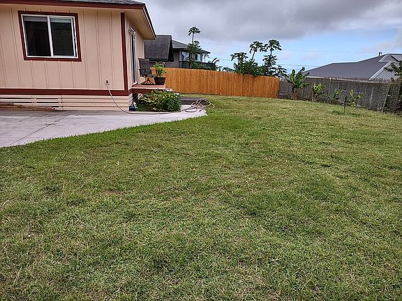 4th image of 94-1627 Makalii St