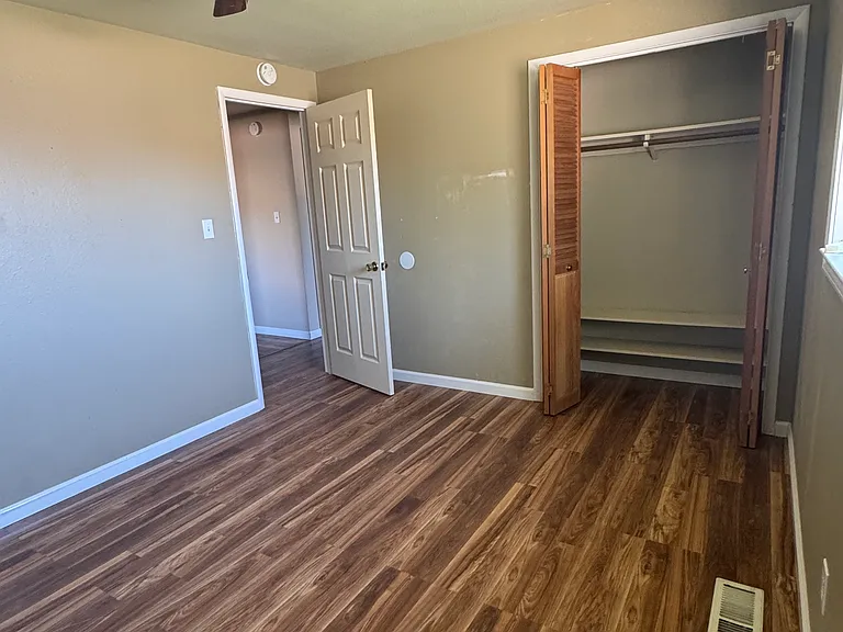 809 Sonoma St — Photo 8