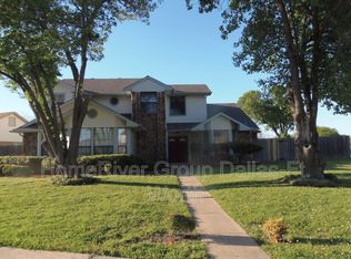 303 Wheatridge Ave, Mesquite, TX 75150
