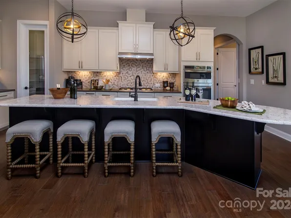 5720 Allburn Pkwy, Concord, NC 28027