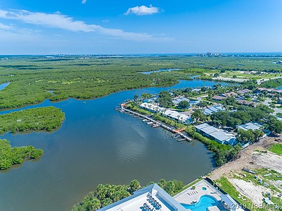 4th image of 5 N Riverwalk Dr #407