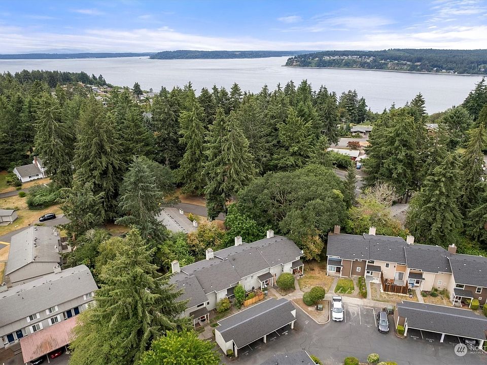 1st image of 4240 Beckonridge Drive W