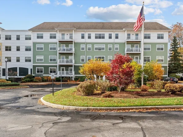 248 Main St Unit 202, Hudson, MA 01749