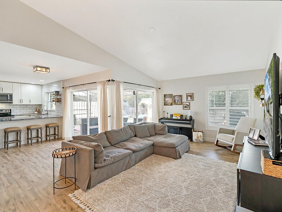 1st image of 3048 NW 25th Way