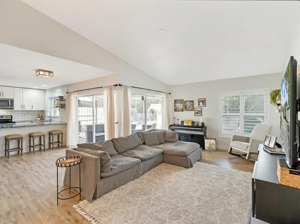 3048 NW 25th Way, Boca Raton, FL 33434