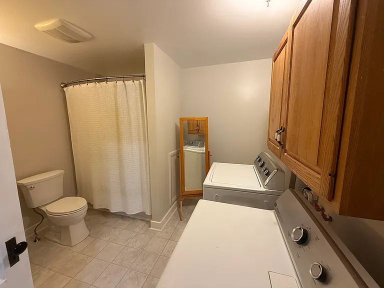 42 Pillsbury St #1 — Photo 10