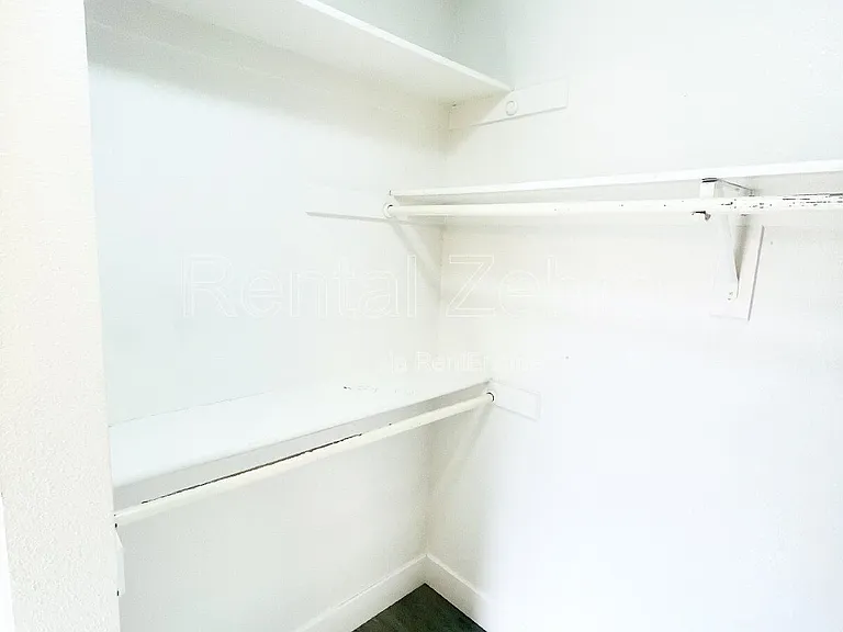 423 El Portal Ct — Photo 14
