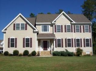 14719 Pleasant Creek Dr, Colonial Heights, VA 23834