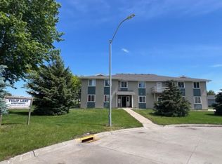 1716 Tulip Ln #1, Storm Lake, IA 50588