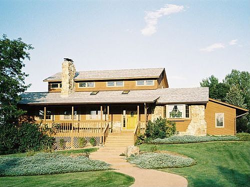 Front Porch facing the Mountains