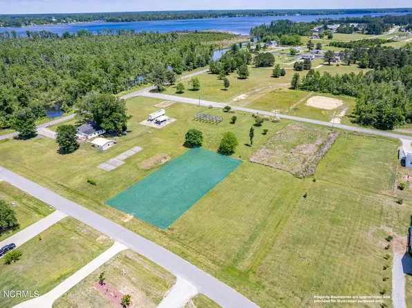 73 Warren Way, Chocowinity, NC 27817