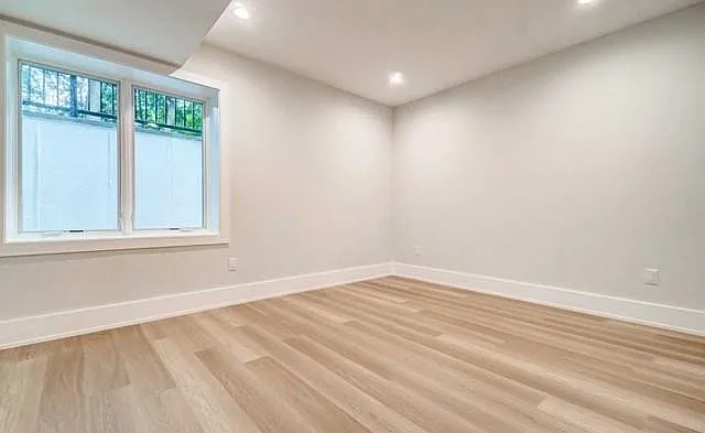 612 Sylvan Pl W — Photo 16