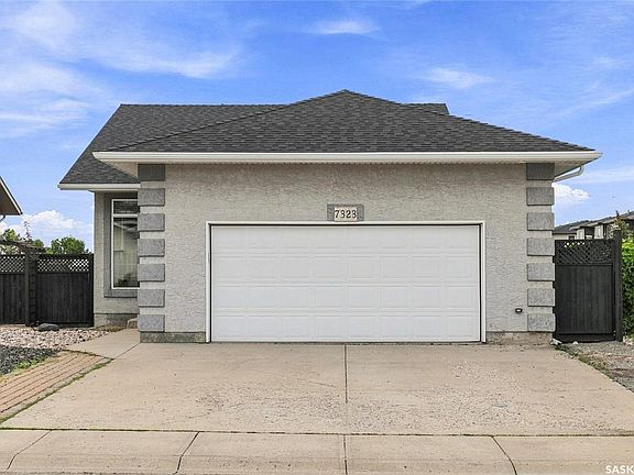 2nd image of 7323 Maple View CRESCENT