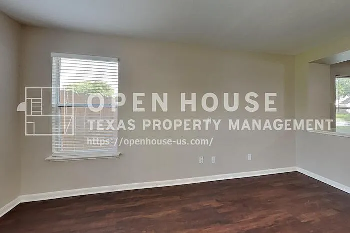 6439 Lily Hollow Ct — Photo 7