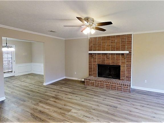 4th image of 2603 National Woods Dr