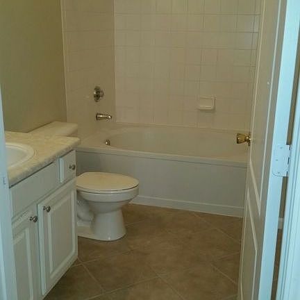 4th image of 10418 Villa View Cir #127161055