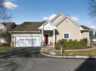 1 Empress Ct, Princeton, NJ 08540