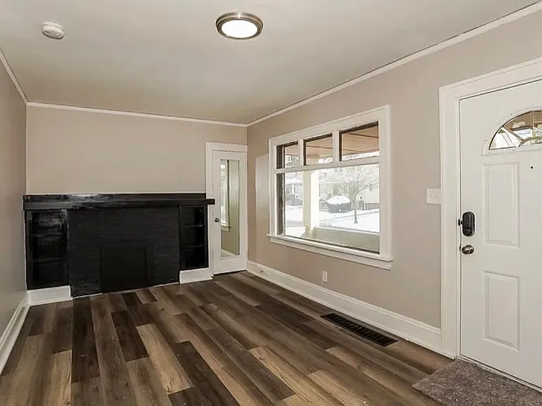 13605 Edgewood Ave — Photo 2