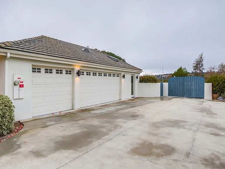 4124 Stonebridge Ln — Photo 104