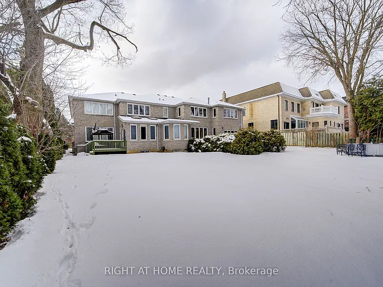 49 Arjay Cres — Photo 49