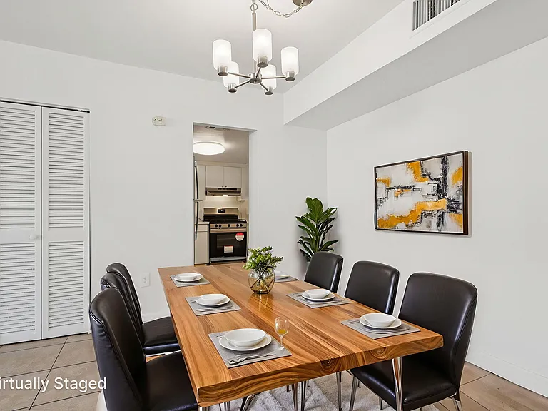 2 Bed 2 Bath Unit Virtually Staged