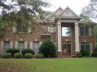 235 Ridgewood Dr, Fayetteville, GA 30215