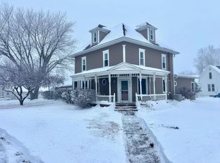513 E Poplar St, Roland, IA 50236